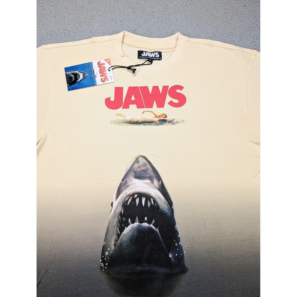 Jaws Shirt Mens Large Khaki Reason Universal Studios Movie Graphic Tee New - Picture 2 of 10